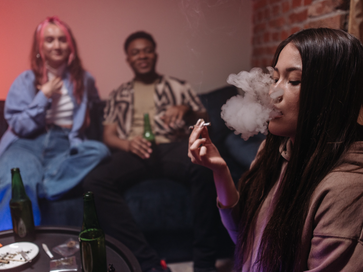 ¿Por qué los jóvenes de hoy le han perdido el respeto a la marihuana?